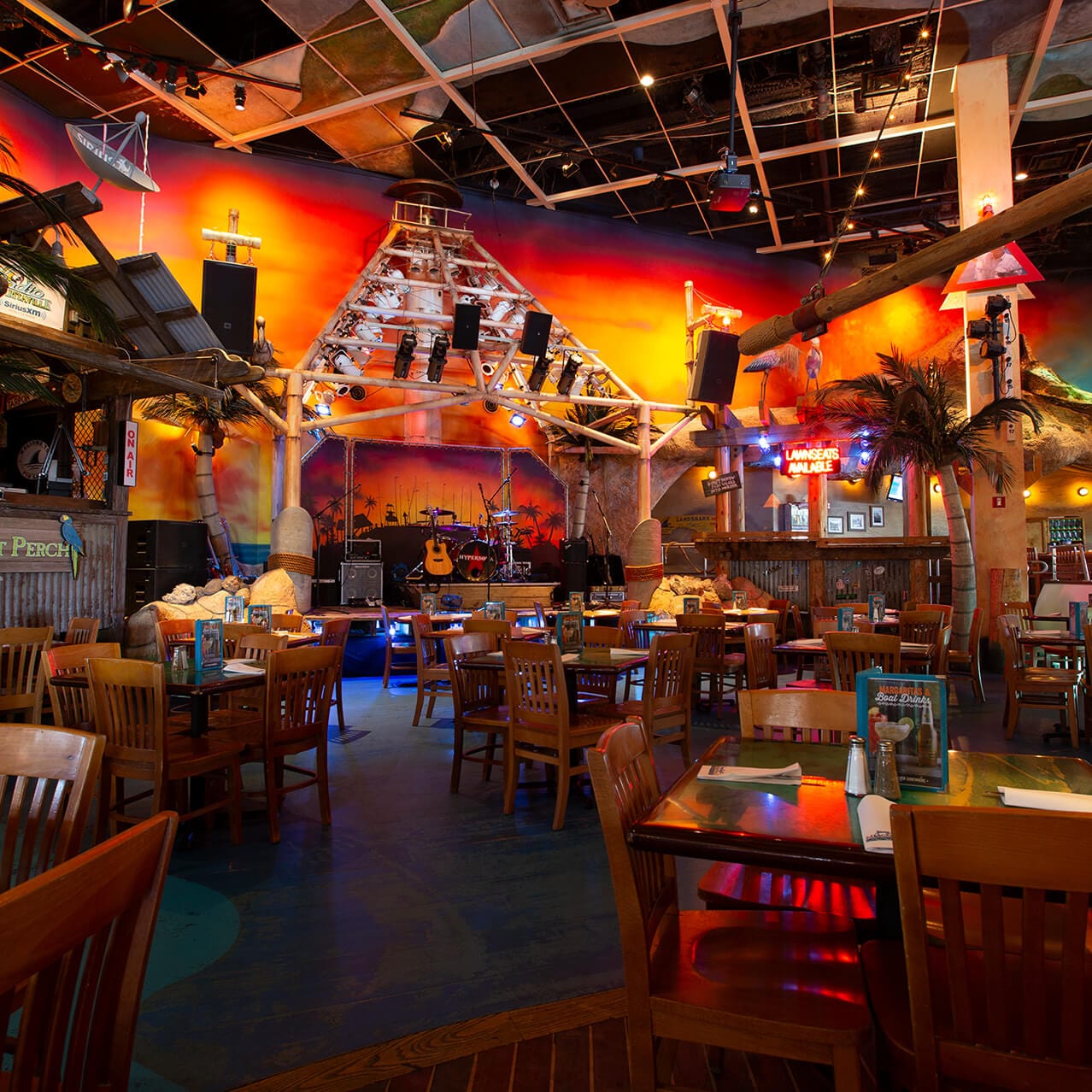 Guests dining at Jimmy Buffet's Margaritaville