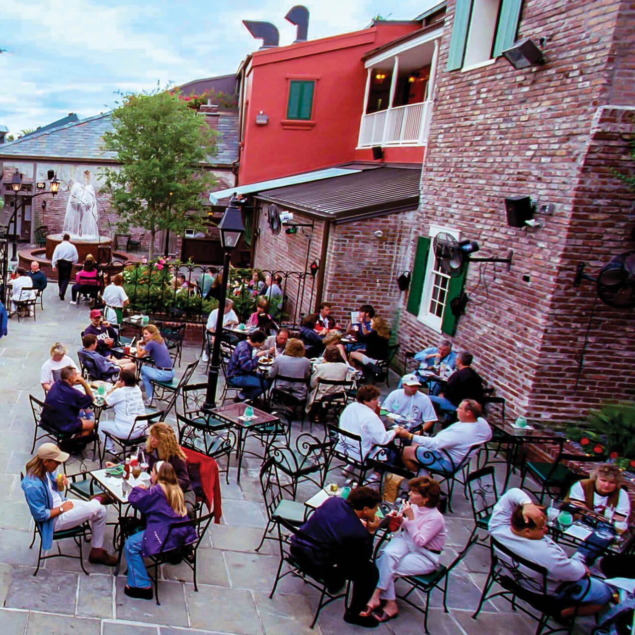 An exterior view of a dining area at Pat O’Brien’s at Universal CityWalk located at Universal Orlando Resort.