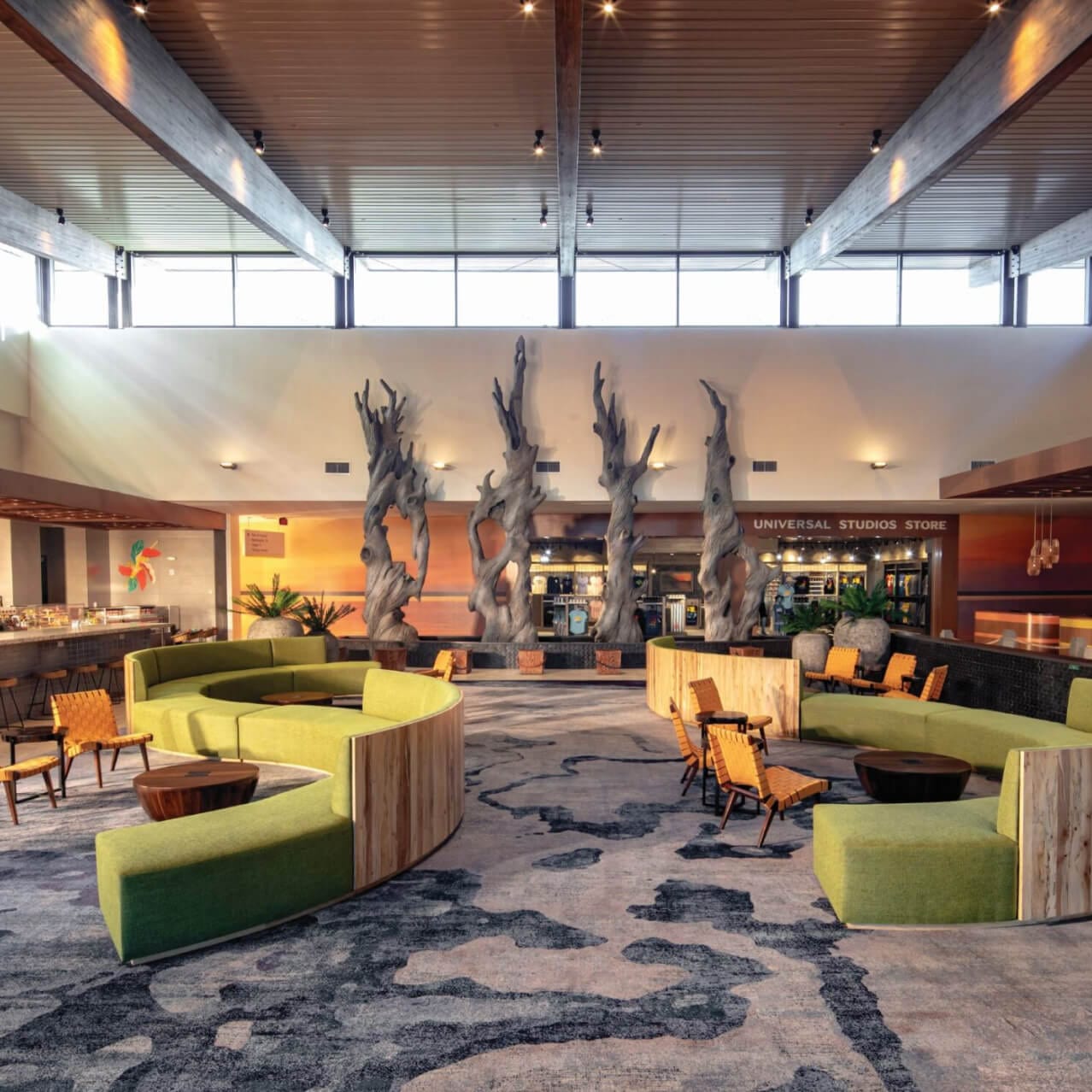 The lobby of Universal Endless Summer Resort - Dockside Inn and Suites.
