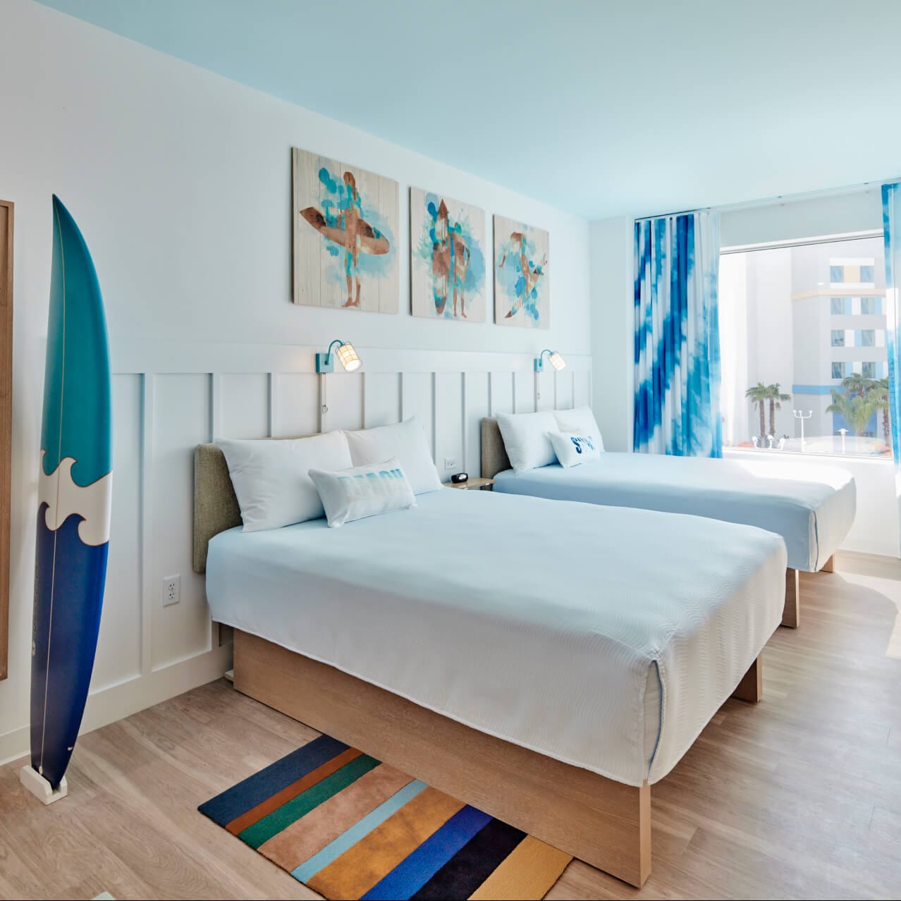 2-Bedroom Suite.