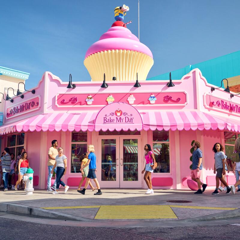 Storefront shot of the Bake My Day store