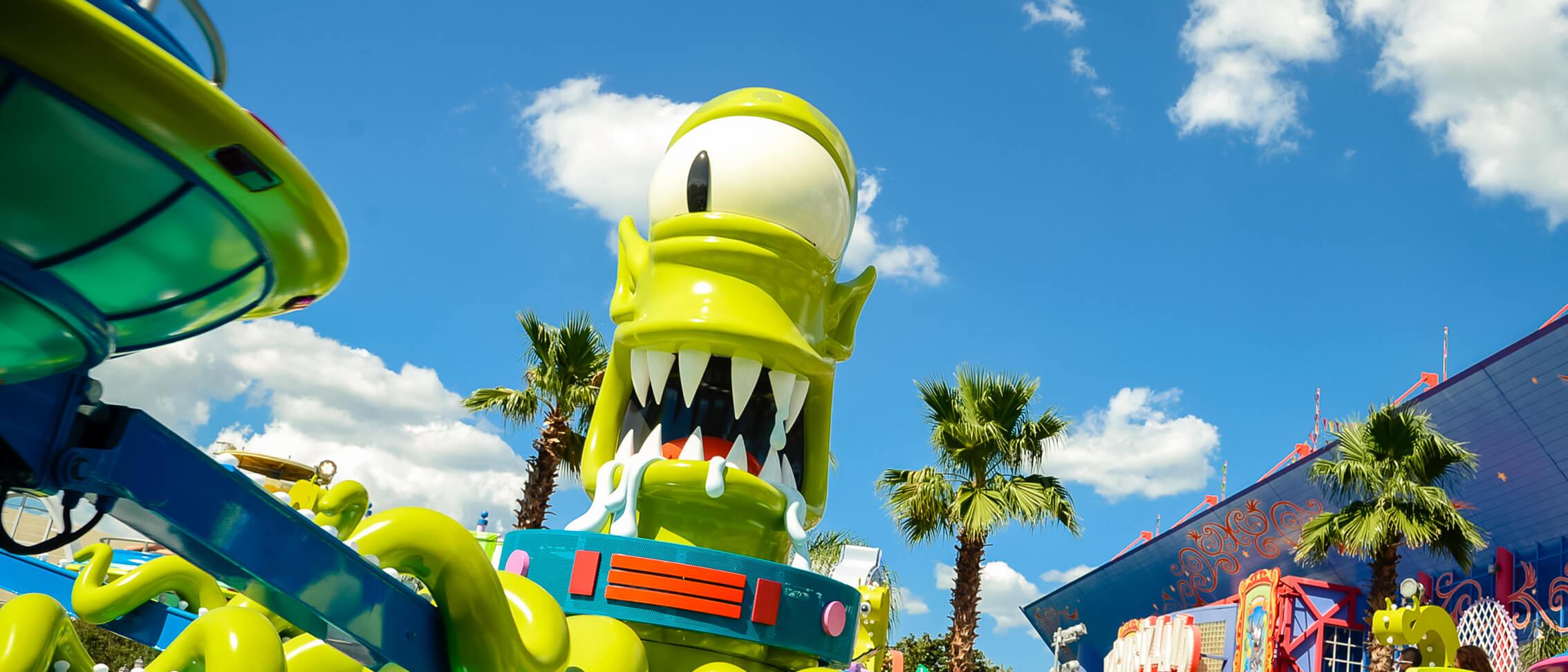 Exterior view of the Kang & Kodos’ Twirl ‘n’ Hurl at Universal Studios Florida