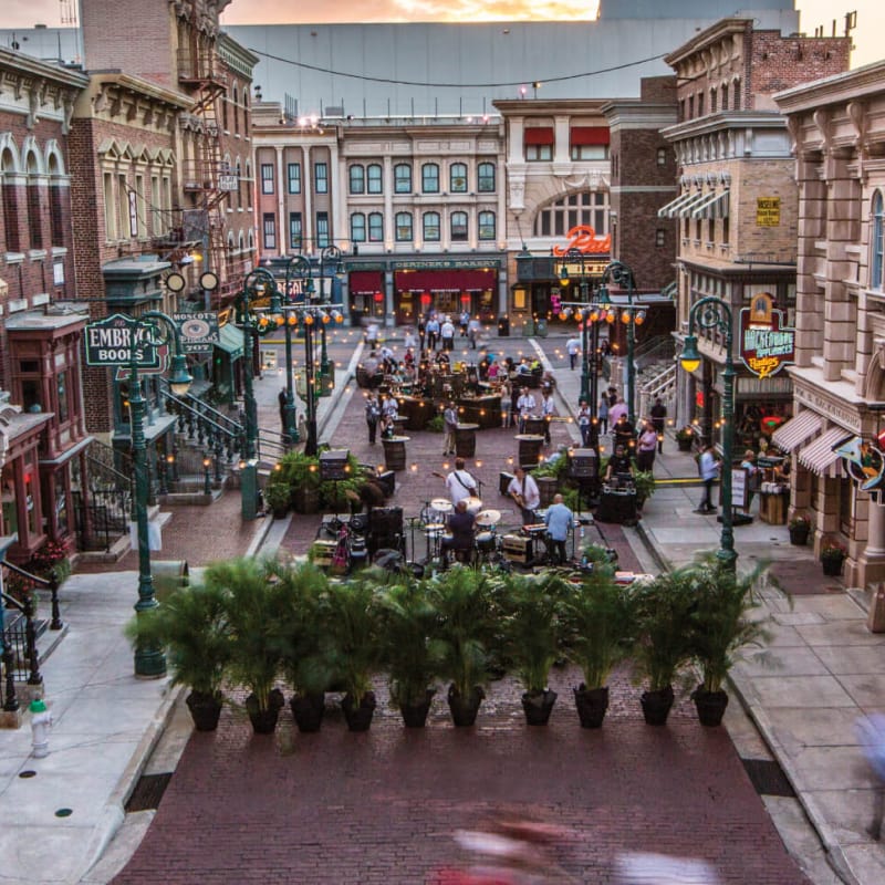 Aerial view of New York street performance