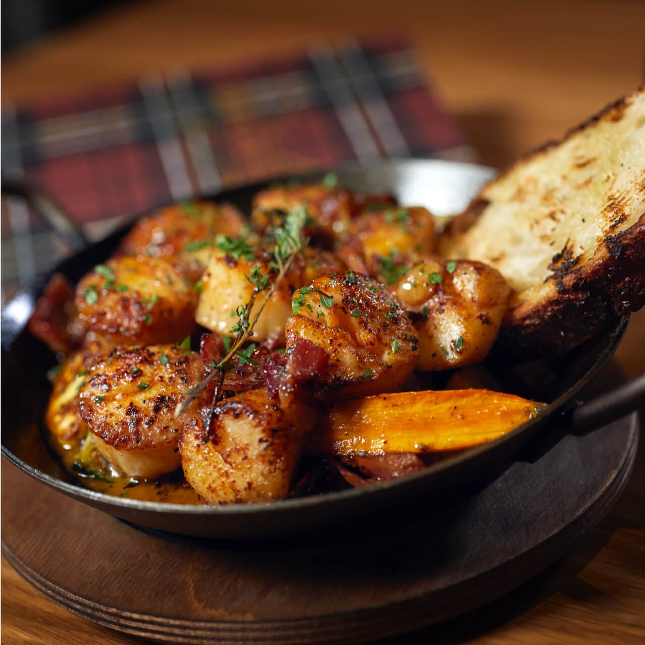  Beer Glazed Scallops served with hearth bread at Bigfire in Universal CityWalk.