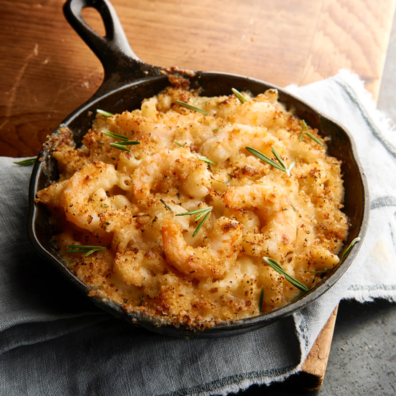 Bubba Gump Shrimp Co.'s SHRIMP SHACK MAC & CHEESE featuring Shrimp, Cheddar and Monterey Jack Cheese and Elbow Pasta with Parmesan Topping.