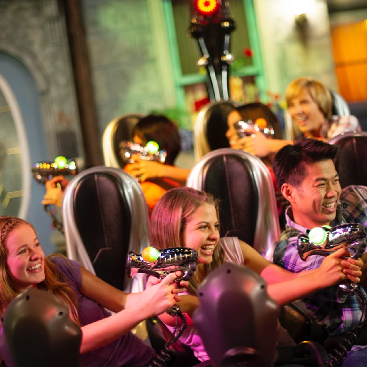 Guests joining forces on Alien Attack