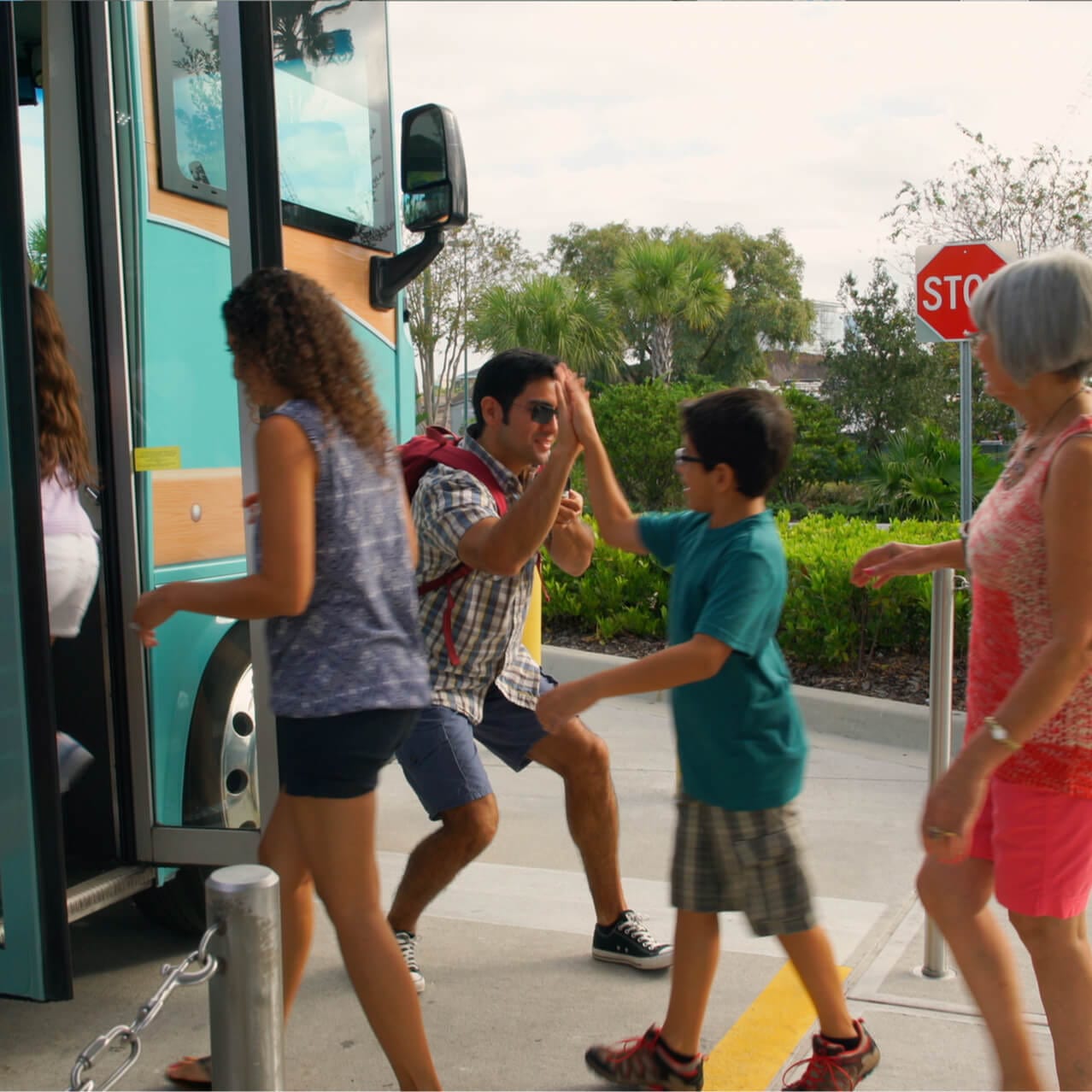 Complimentary transportation with people loading in