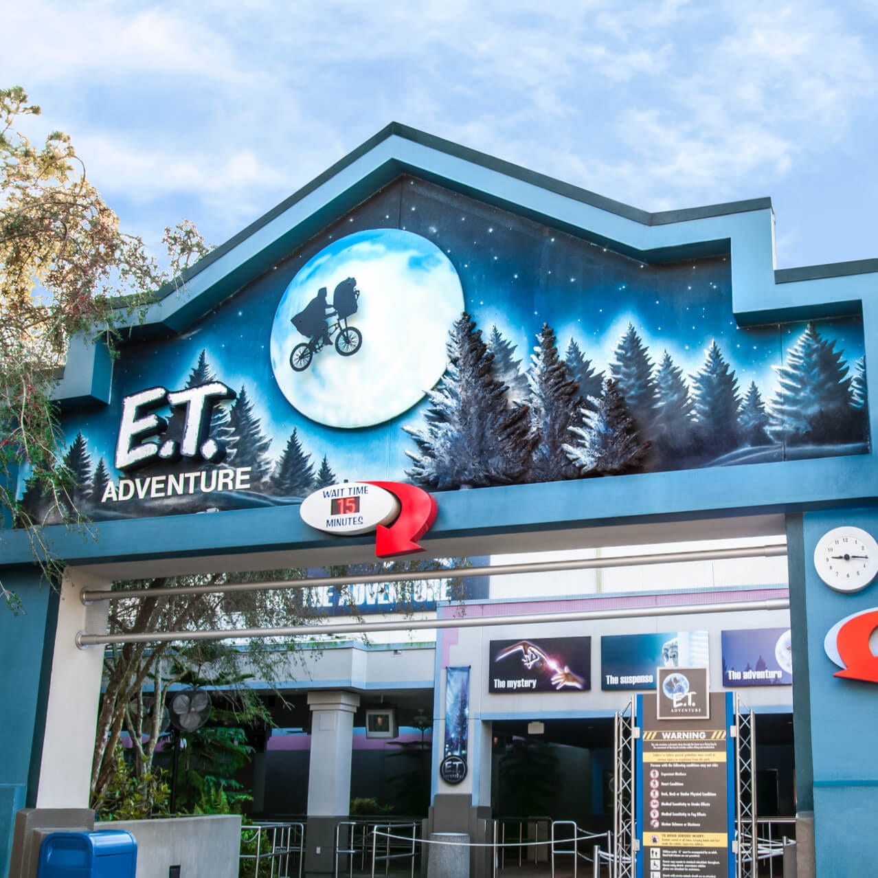 The entrance to E.T. Adventure at Universal Studios Orlando, a gentle ride for the whole family.