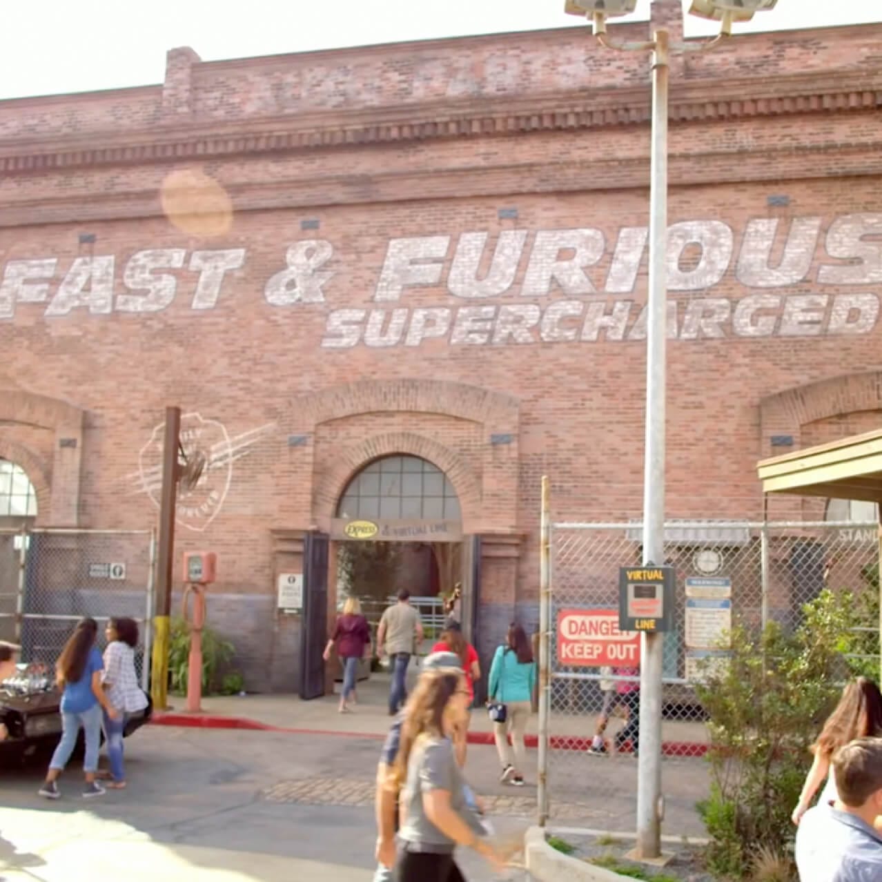 The entrance of the Fast & Furious – Supercharged ride.