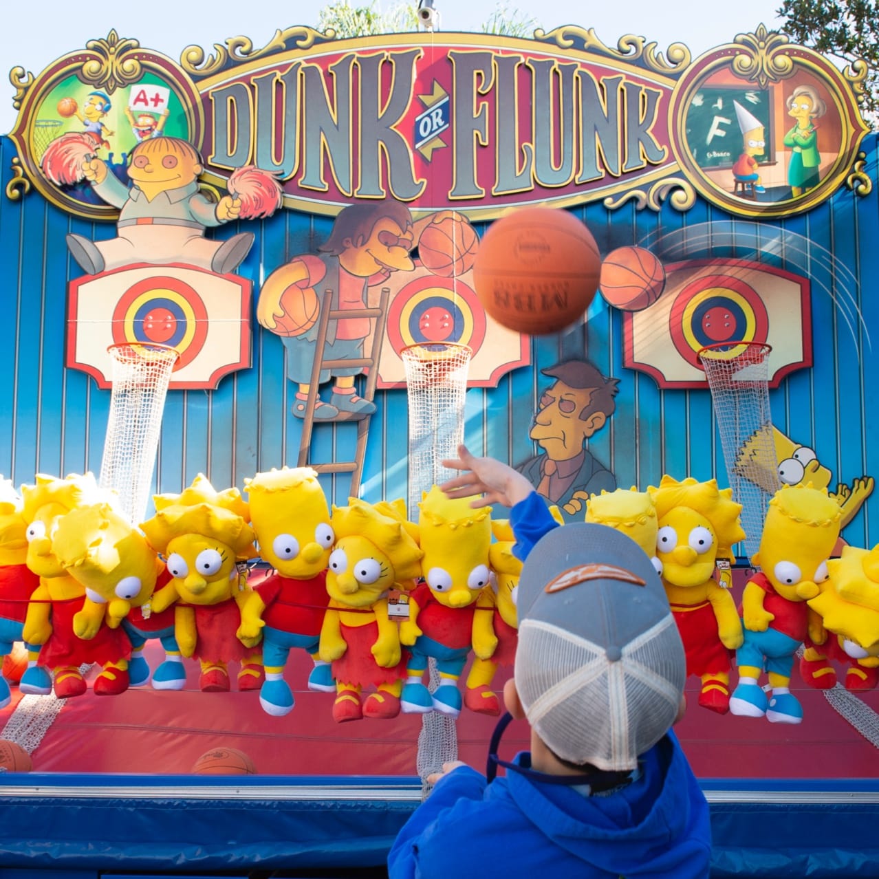 Springfield Home of the Simpsons Dunk or Flunk Game