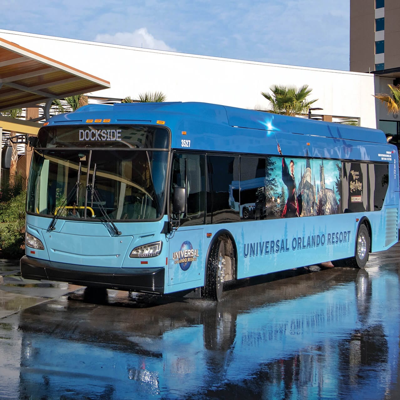 El transporte gratuito permite que siempre puedas moverte con rapidez entre el hotel y los parques.