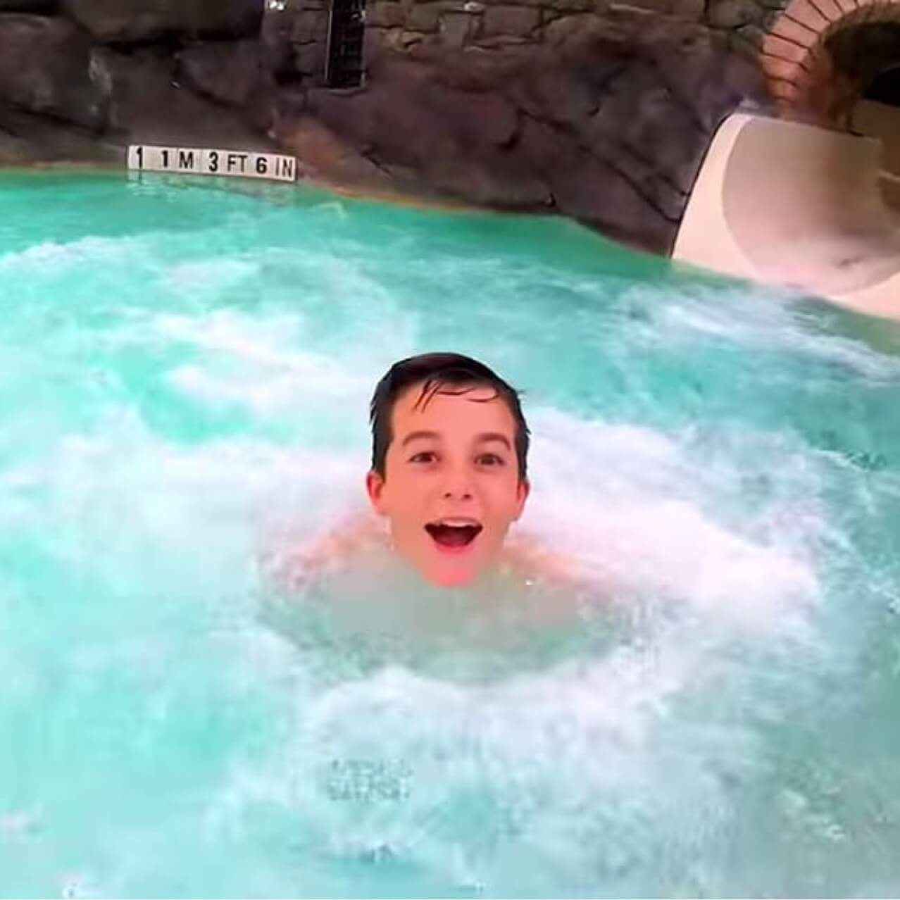 Haz clic para reproducir un video sobre Loews Portofino Bay Hotel en Universal Orlando