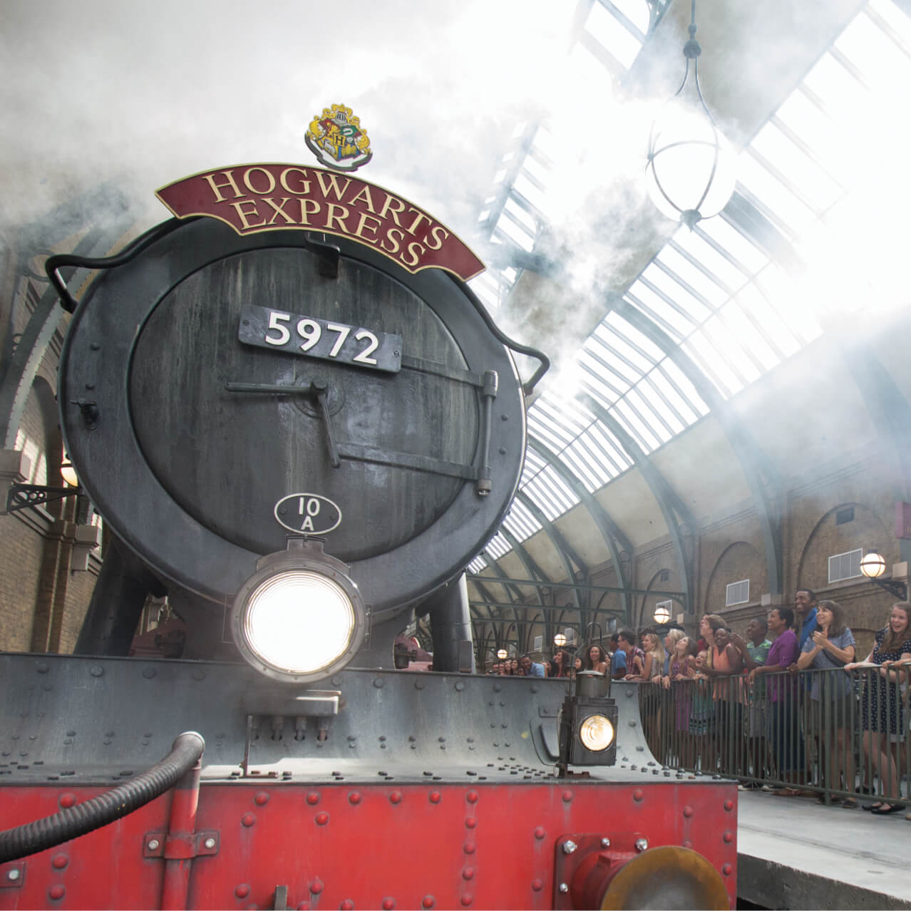 La parte frontal del tren Hogwarts Express, en que los fans de Harry Potter se pueden subir y viajar entre Universal's Islands of Adventure y Universal Studios Orlando.