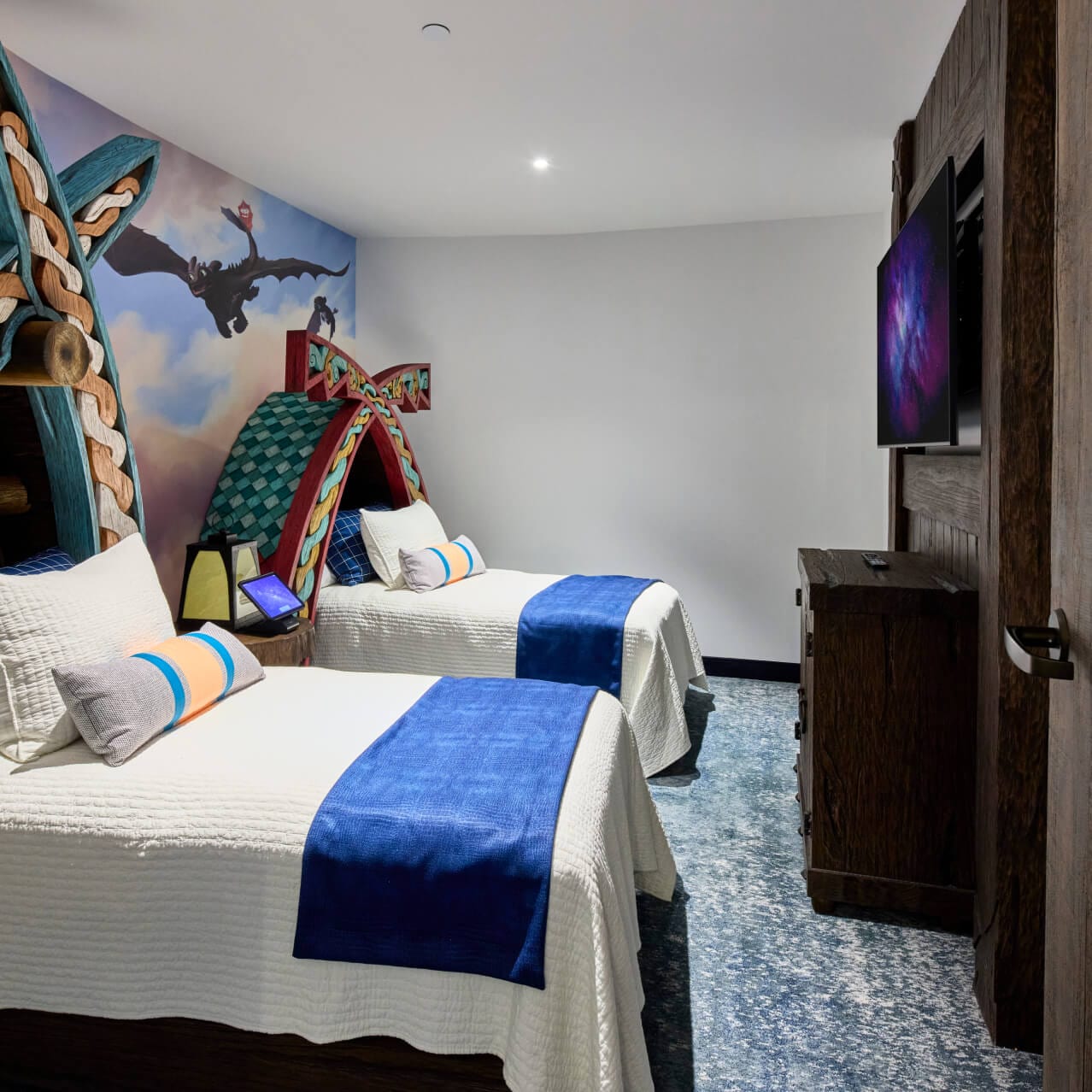 How to Train Your Dragon Kids' Suite no Universal Grand Helios Hotel, a Loews Hotel.