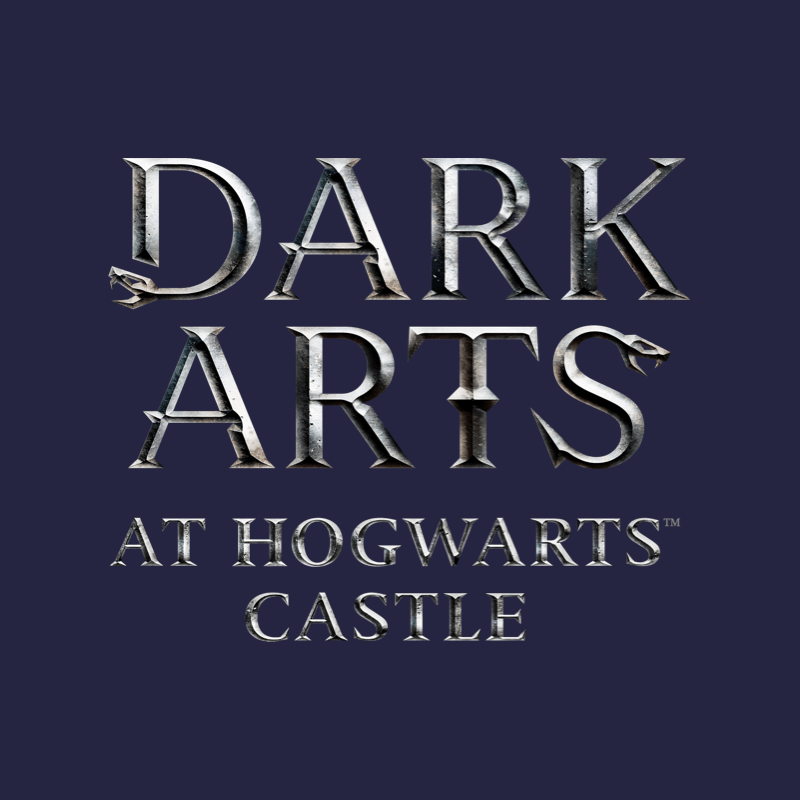 O logotipo do Dark Arts at Hogwarts™ Castle em Hogsmeade do The Wizarding World of Harry Potter, uma área dentro do parque temático Universal's Island of Adventure