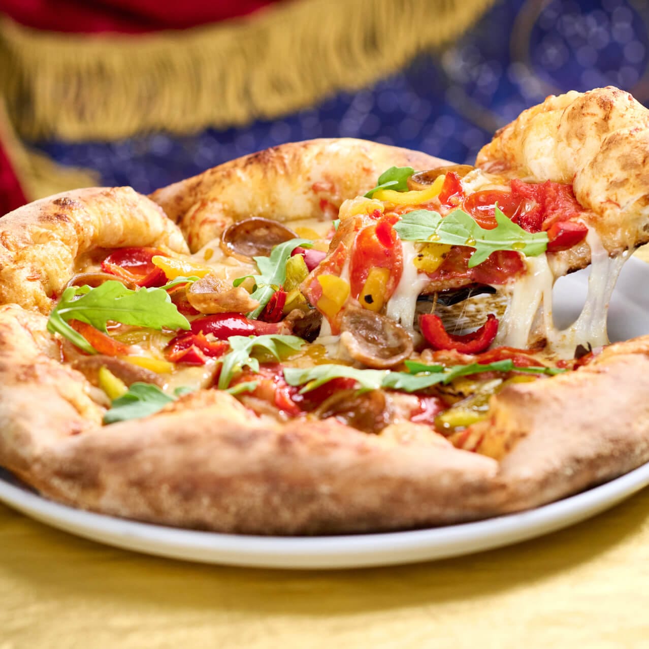 Uma pizza Trip to Vesuvio do Pizza Moon no Celestial Park, no Universal Epic Universe.