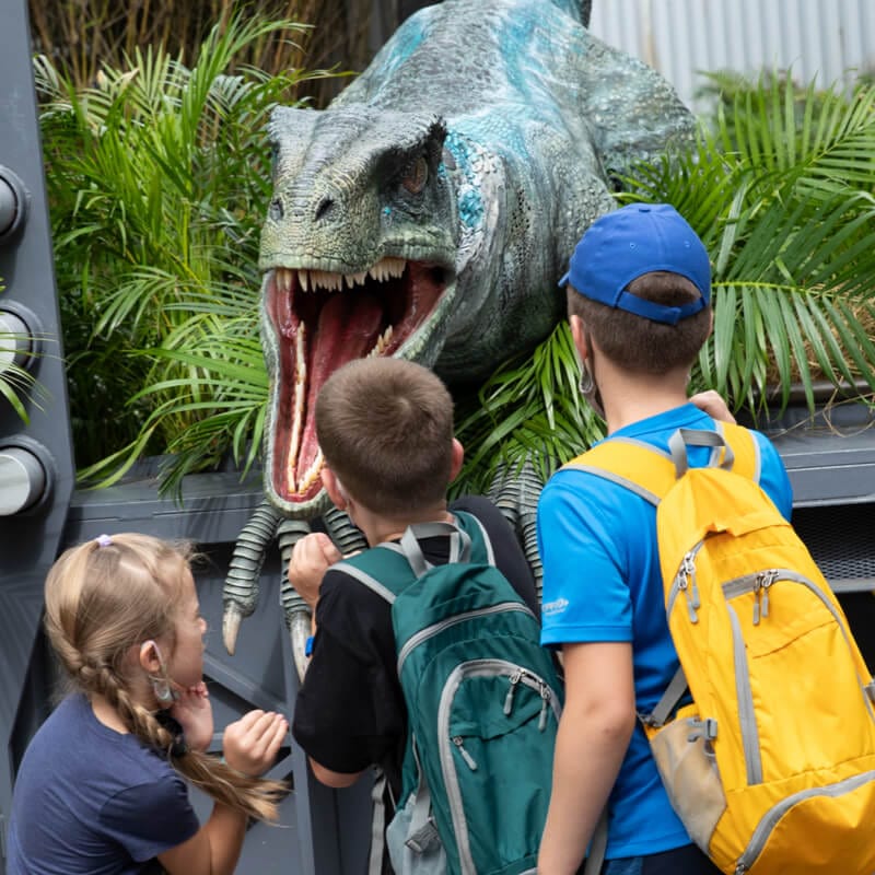 Encontros com personagens do Jurassic Park