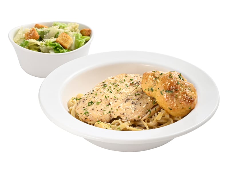 Fettuccine Alfredo With Chicken Combo