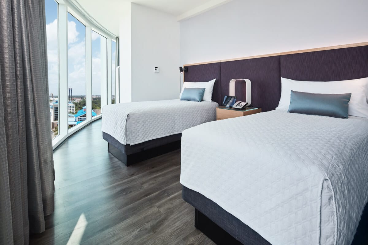 Aventura Hotel kids suite with twin beds near the window